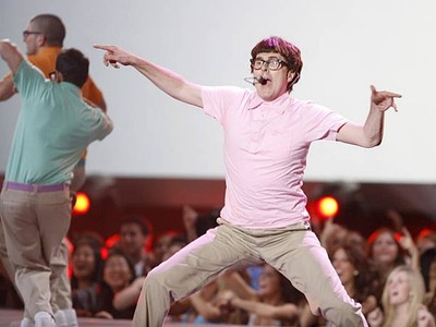 Weird Al Yankovic performs White & Nerdy at VH1 Big in 06 Show at - Old Photo 19