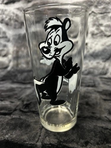 Vtg 1973 Pepe Le Pew Pepsi Collector Series Black Letters Federal Thin Glass