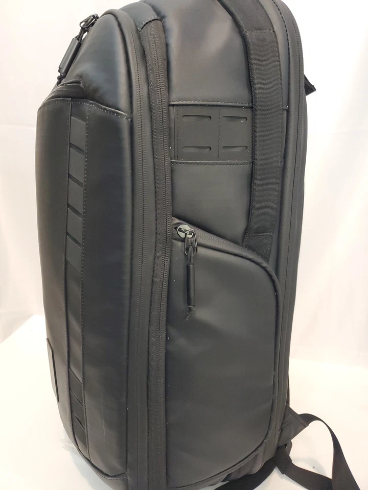 NOMATIC CAMERA PACK 35L by Peter McKinnon Extra Dividers, Waist & Tripod Strap - Image 4 of 4