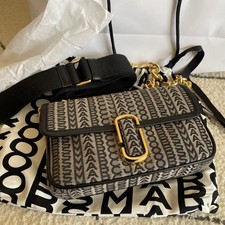 MARC JACOBS bag brand new and unused authentic From Japan