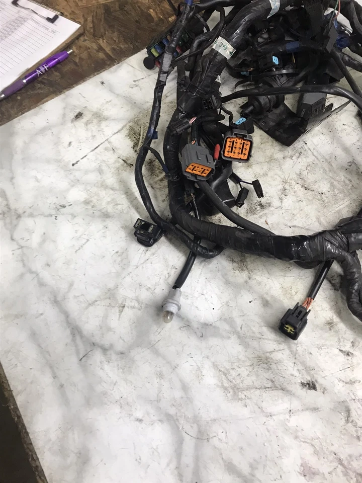 14 Triumph Rocket III 3 Touring cableado arnés telar Foto 3 de 4