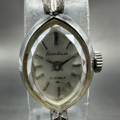 Seiko Solar Watch Women 15mm Silver Dial Silver Tone Oval Manual