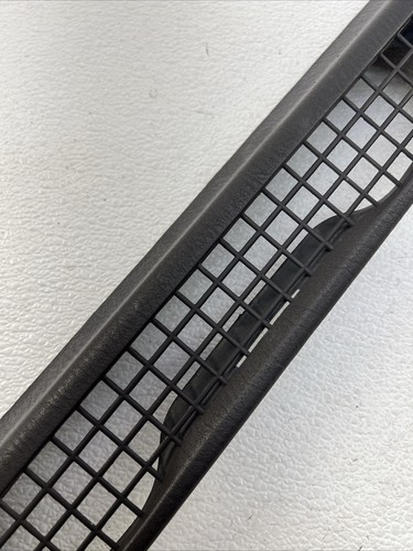 97-06 Jeep Wrangler TJ Dash Cowl Vent Trim Bezel Defrost OEM 5DP58RK5 Agate - Picture 7 of 19