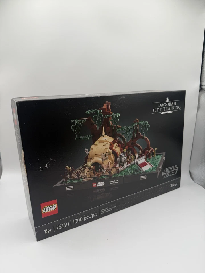 LEGO Star Wars: Dagobah Jedi Training Diorama (75330) New Sealed in Box - Image 3 of 4