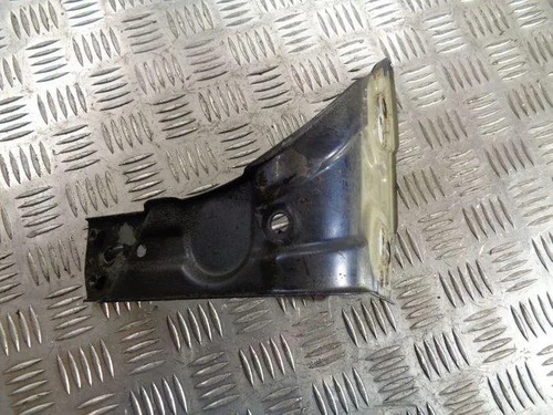 VW PASSAT B7 362 Kotflügelhalter vorne rechts 3AA821142 1.97 Diesel 25722779