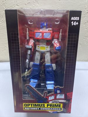 Transformers Optimus Prime Autobot Commander 9  Action Figure New In Box