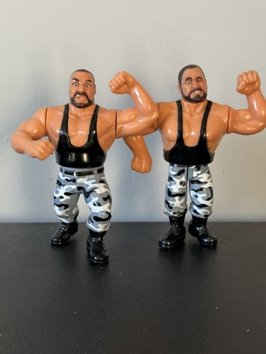 WWF WWE Hasbro Wrestling Figures. Series 2: The Th...