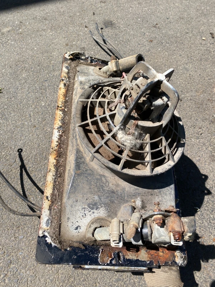 Caja calefactora BMW 2002 1600 E10 TII con cables de control 2002tii 2002ti núcleo calefactor Foto 2 de 4