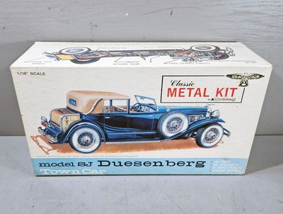 Hubley Model SJ Duesenberg Town Car No. 4868 Metal Model Kit 1/18 Scale *NEW*