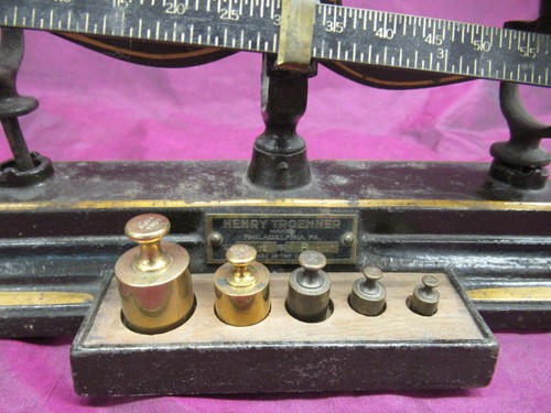 Antique Henry Troemner, Philadelphia 4oz Apothecary balance scale with weights. - Picture 5 of 11