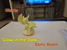 Skylanders Giants Glow In The Dark Sonic Boom Chase Varient