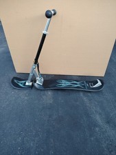 Snow Jack Scooter di SIC slitta verticale snowboard tavola manubrio fiamme nere 