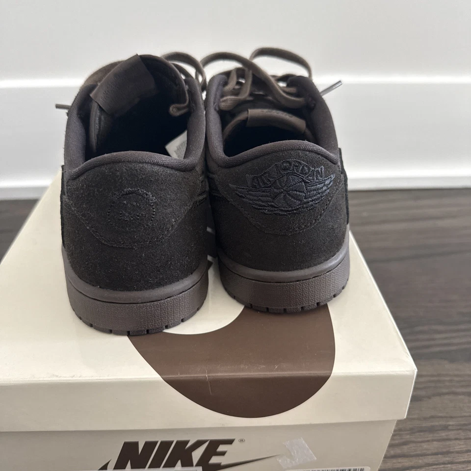 Travis Scott x Air Jordan 1 Low OG SP 'Velvet Brown'  Men's DM7866-202 In Stock - Image 4 of 4