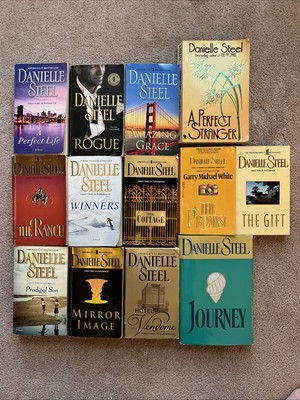 Lot of 13 Danielle Steel Romance Novels Stories Set Paperback Mixed Books