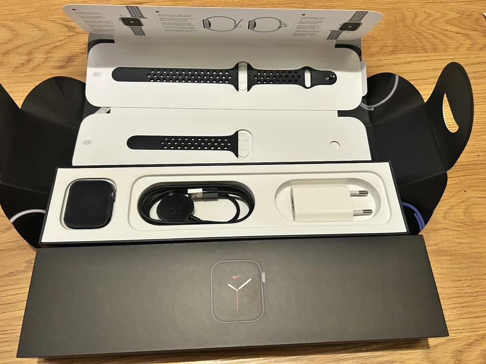 Apple Watch Nike Series 5, Foto 2 von 5