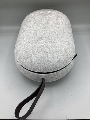 Oculus Quest 2 Carrying Case Gray Fits Headset Controller Official Storage
