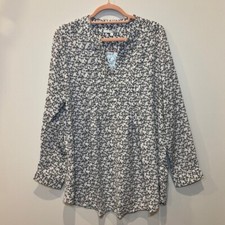 ALFRED SUNG Black and White V-neck 3/4 Sleeve Relaxed Blouse  NWT