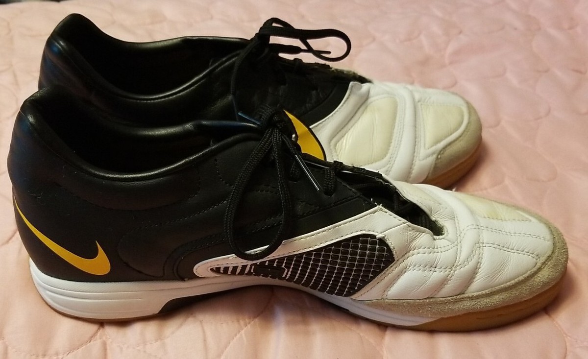 Rare 2009 Nike CTR360 MAESTRI IC Libretto Leather White Rare 2009 Nike CTR360 MAESTRI IC Libretto Leather White