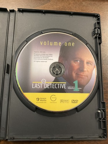 Peter Davison Signed THE LAST DETECTIVE- Volume One (DR. WHO, ALL CREATURES) VG - Bild 4 von 5