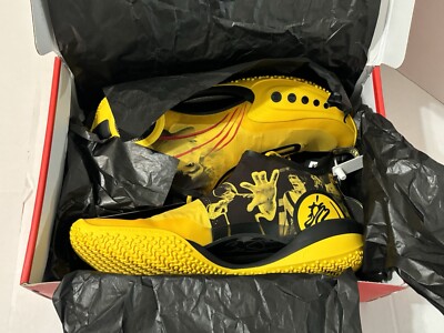 RARE BRUCE LEE SHOES Size 13 / Li-Ning