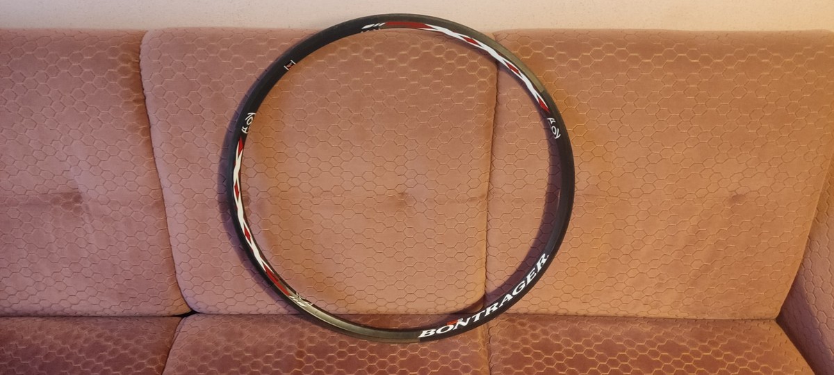 BONTRAGER XXX light 24 spokes carbon rim, US Patent No