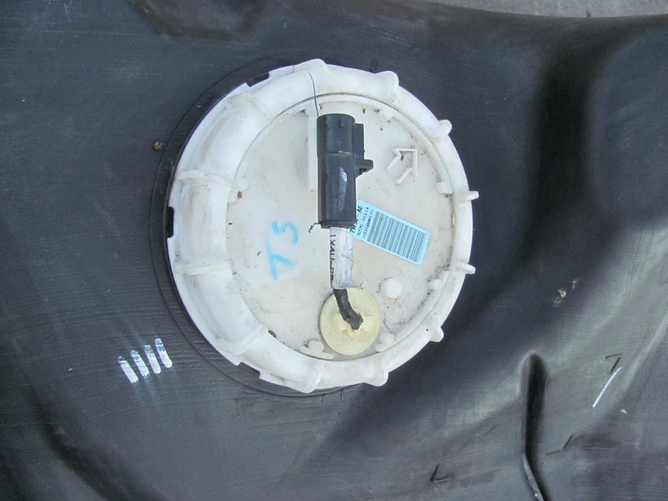 TANQUE DE GASOLINA JAGUAR XJ8L XJ8 VANDEN PLAS CON CONJUNTO DE BOMBA 2004 2005 2006 2007 Foto 4 de 4