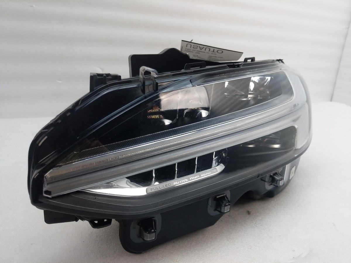 18 19 20 VOLVO S90 Left Drivers Side Headlight P/N 31434662