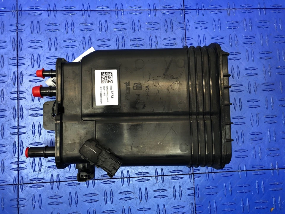 Cadillac CT6 2016-2018 evaporador de vapor de combustible bote de carbón 23387373 OEM Foto 4 de 4