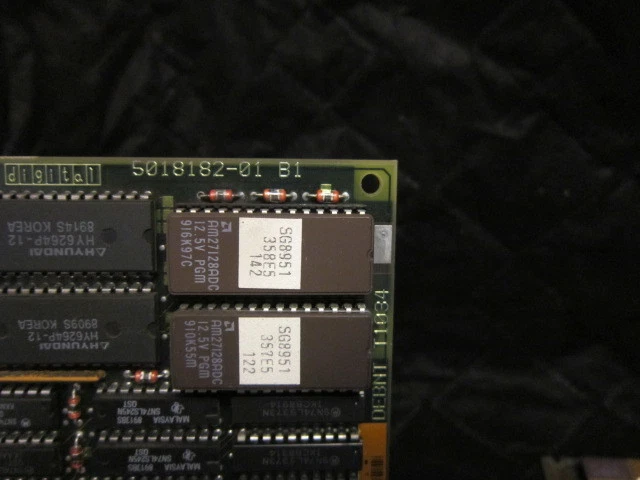 Compaq VAX T1043 DWMBA VAX MODULE 5018232-01 - Image 2 of 3