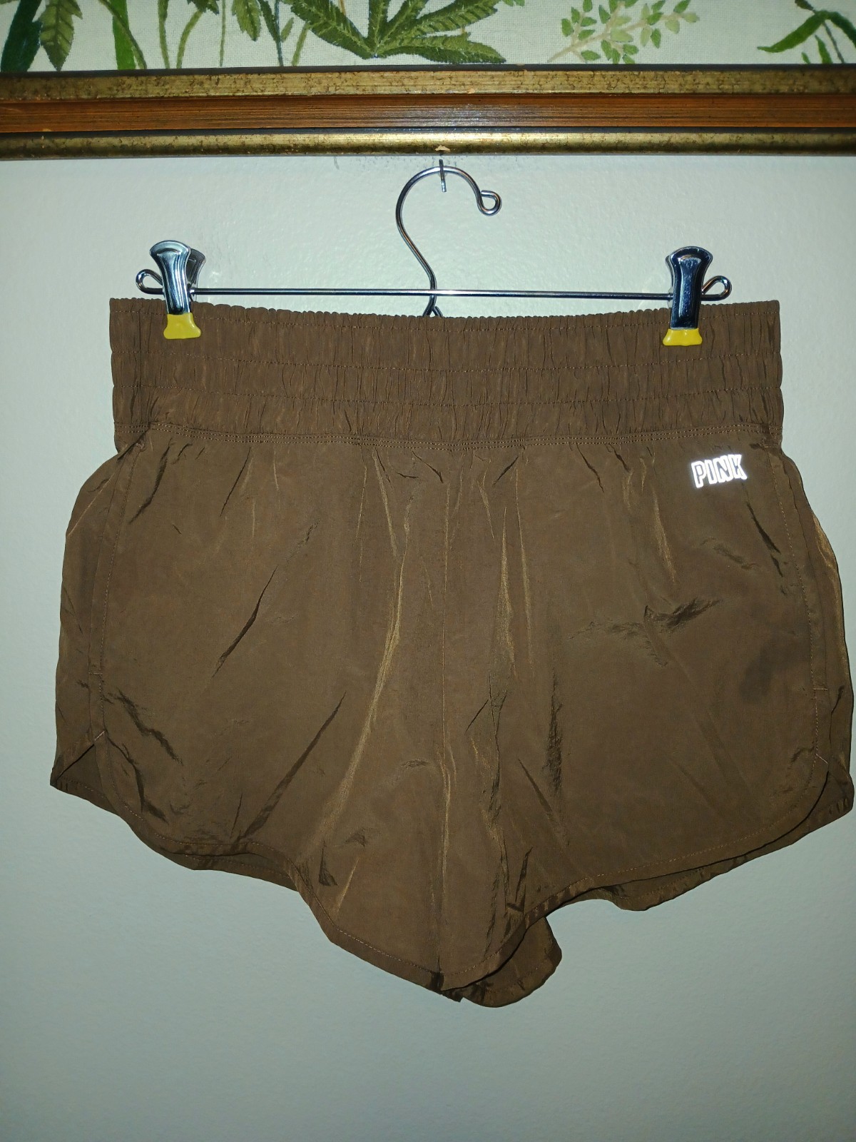 Victoria's Secret PINK Size Medium Lined Athletic Short Elastic Waist Brown