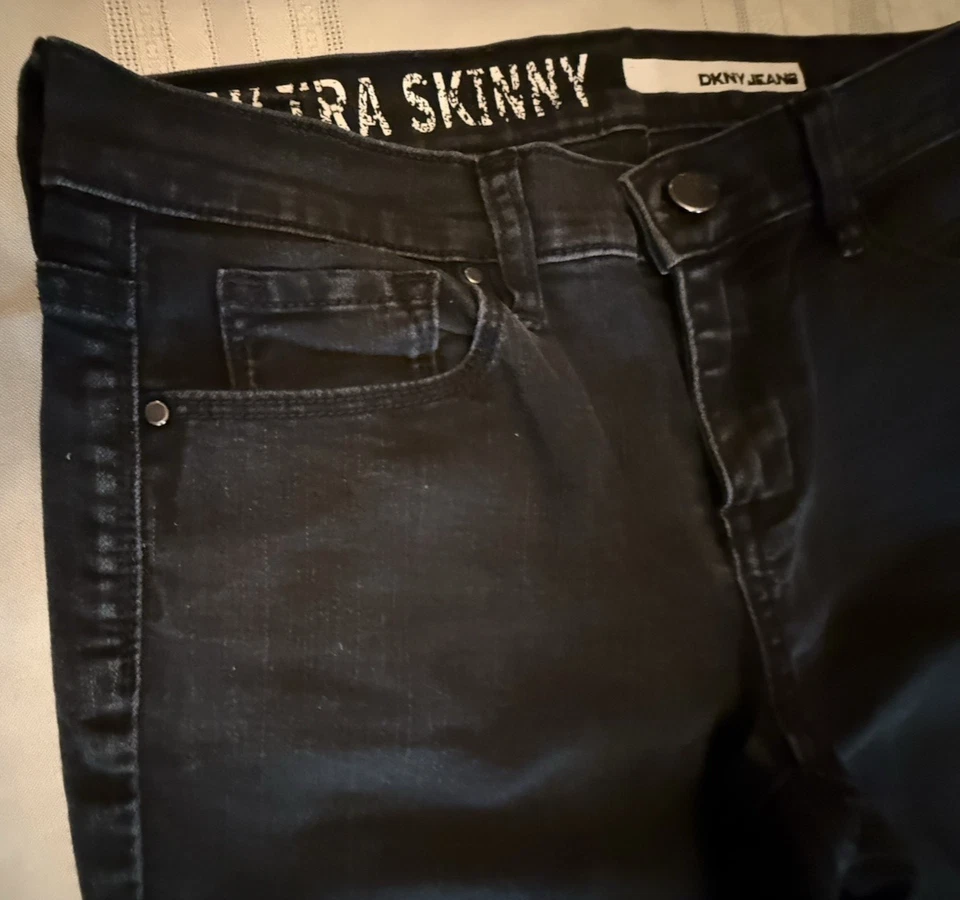 DKNY Jeans Women's Ultra  Skinny Black Classic Stretchy Denim 28/30  sz2 - Image 3 of 4