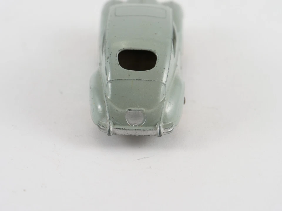 Dinky Toys F n° 24R Peugeot  203 petite lunette 1/43 - Photo 4/4