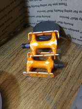 Wellgo All-City K20427 Orange Platform Track Pedals No Dustcaps