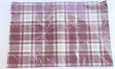 Set of 6 Indoor Outdoor Plastic/Vinyl Placemats Plaid Red White New