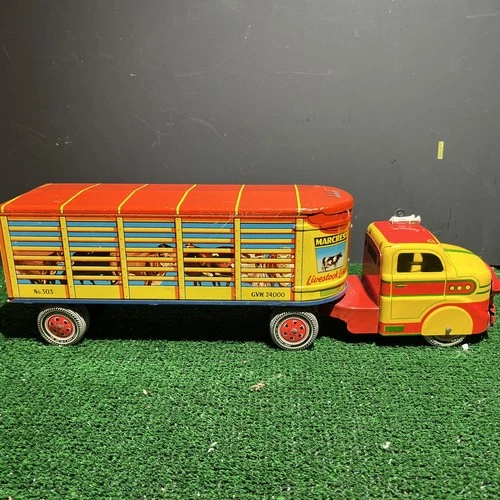 Vintage Marx Marcrest Livestock Lines Cattle Farm Truck #303 17"