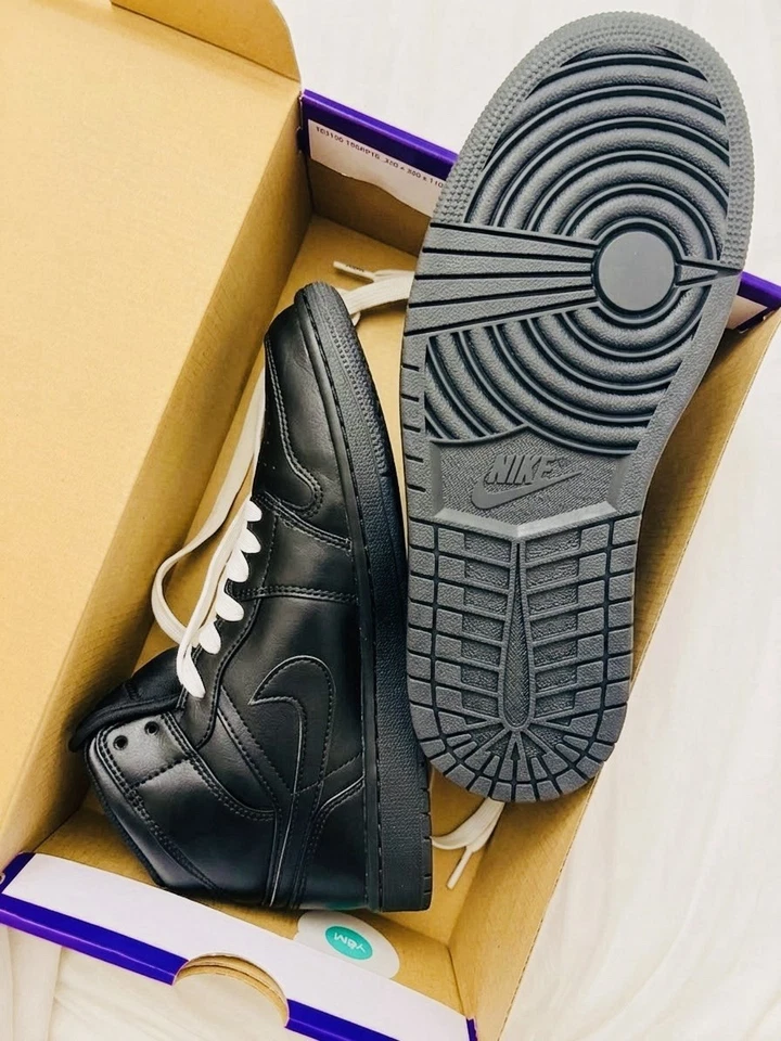 Nike Air Jordan 1 High, foto 2 de 5