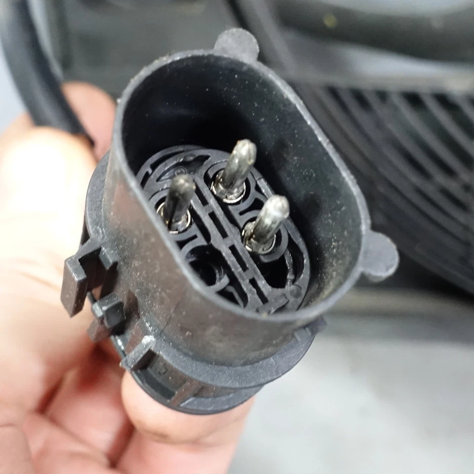 1999-2003 BMW E39 5-Series Behr OE Auxiliary AC Cooling Pusher Fan OEM - Imagem 2 de 4