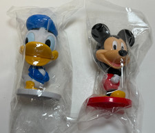 Vtg New in Package Kellogg&rsquo;s Cereal Mini Bobble Heads &ndash; Mickey Mouse & Donald Du