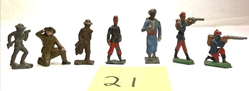 Lot of 7 WWI era Misc. Dimestore Miniature Soldiers (Lead & Metal) (#21)