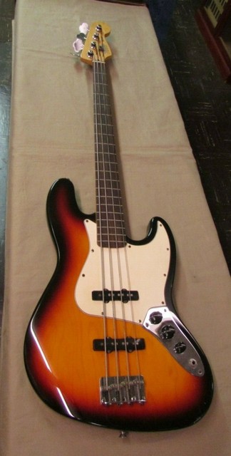 Fender Jazz Bass Made In Mexico 2003 Or 2004 Tobacco Sunburst