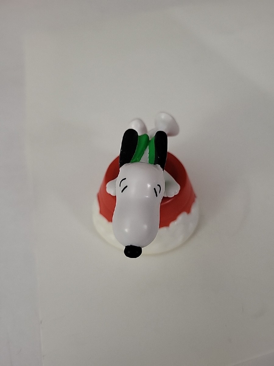 Carl's Jr Snoopy Toy | eBay Carl's Jr Snoopy Toy | eBay