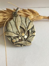 ANCIEN PETIT PENDENTIF OUVRANT PORTE PHOTO COULISSANT ART NOUVEAU FLEURS DE GUI