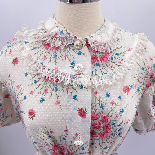 Vintage Loungees house coat robe size large floral Swiss dot lace puff sleeves