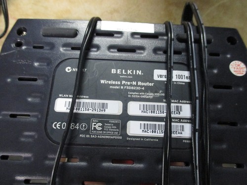 Routeur sans fil BELKIN F5D8230-4 IEEE 802.3/3u, IEEE 802.11a/b/g + alimentation et antenne - Photo 2/2