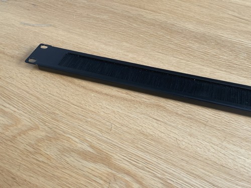 19” 1U Server Rack Mounted Bristle Cable Cover - Picture 2 of 3