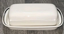 Lenox Solitaire 1/4lb Covered Butter Dish Bakeware Platinum Trim