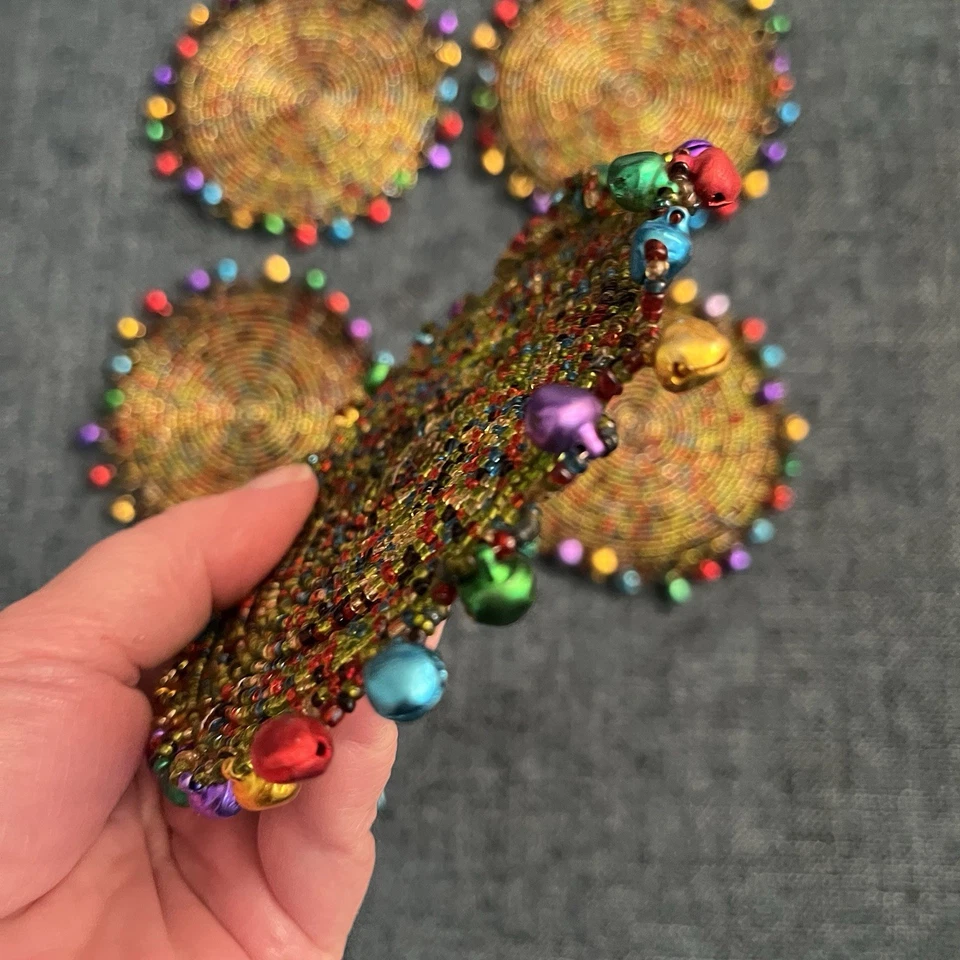 全新 Pier 1 进口 6 件套 彩色串珠 带铃铛杯垫 - 波西米亚 — 第 4/4 张图片