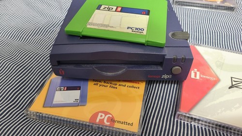 Iomega Zip Drive 100MB Z100P2 Parallel Port with Cable Adapter + Disks, Software - Afbeelding 4 van 4