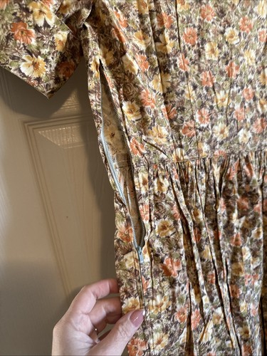 Handmade Hand sewn 1950s -60s Vintage Floral Day Dress Size Small-med - Picture 4 of 8