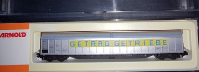 Arnold 4445K Großraum-Schiebewandwagen ''GETRAG GETRIEBE'' der DB, in OVP; Spur N
